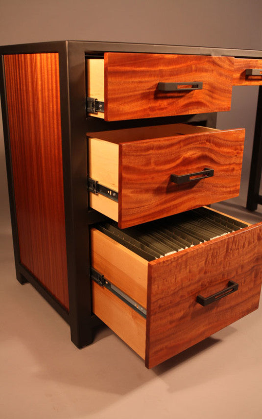 Custom Desk - TerraSteel Furniture Design - custom furniture made in Bend, Oregon